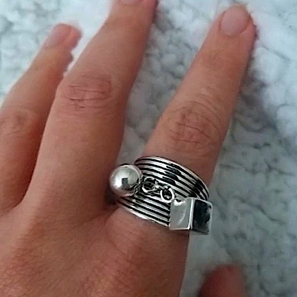 STERLING SILVER BALL CHARM BAND RING - Picture 2 of 15